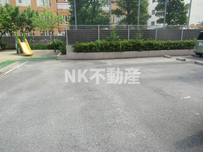 【駐車場】 | 戴慶カーサグラシア（鴻池新田賃貸） | 駐車場です
