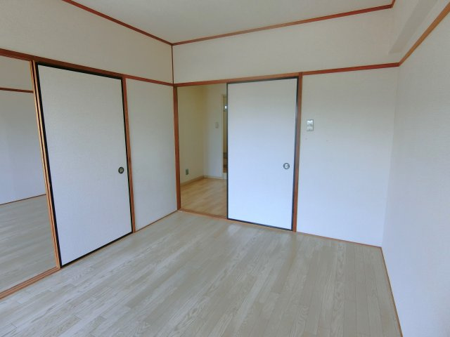 ハイツブライトの洋室