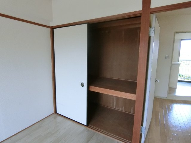 ハイツブライトの収納