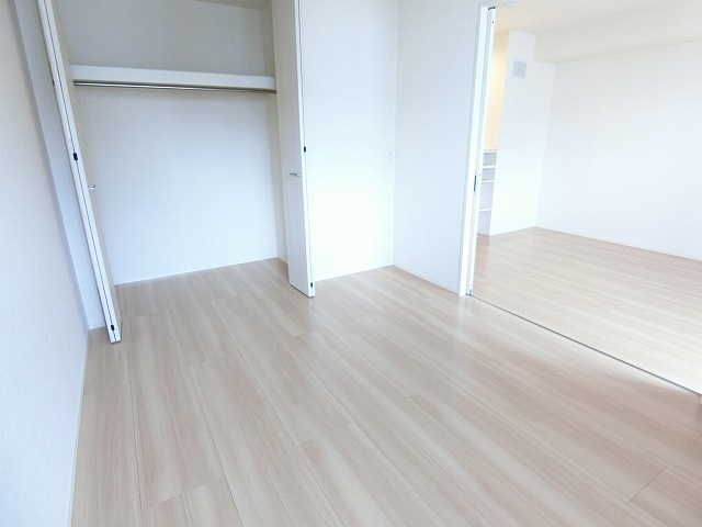 シャイン昭島の寝室