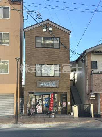 弓鷹町借家の外観