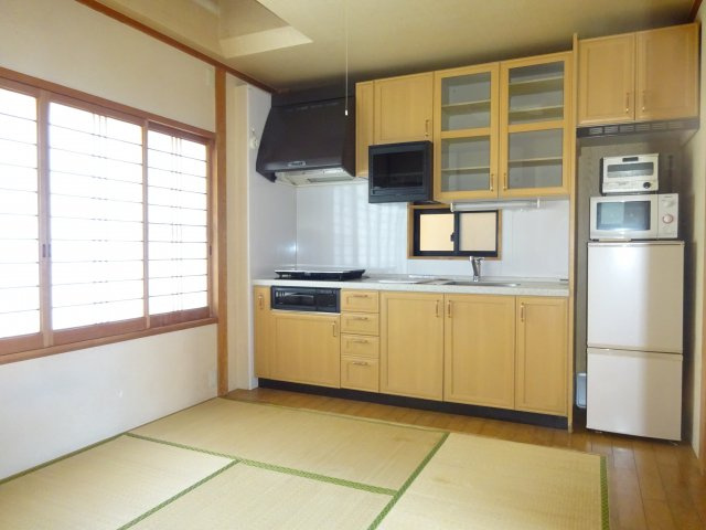 弓鷹町借家の洋室