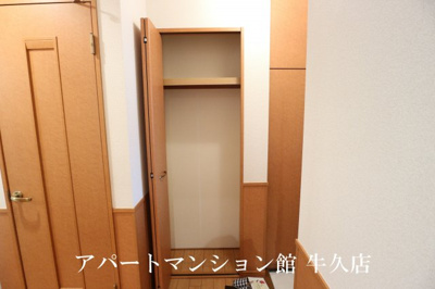 【収納】 | フローレス・リーベB