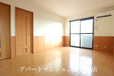 【居間・リビング】 | フローレス・リーベB