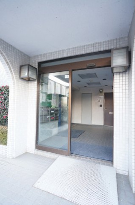 【エントランス】 | ルミエール戸田