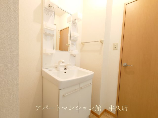 アークグレイスの独立洗面台