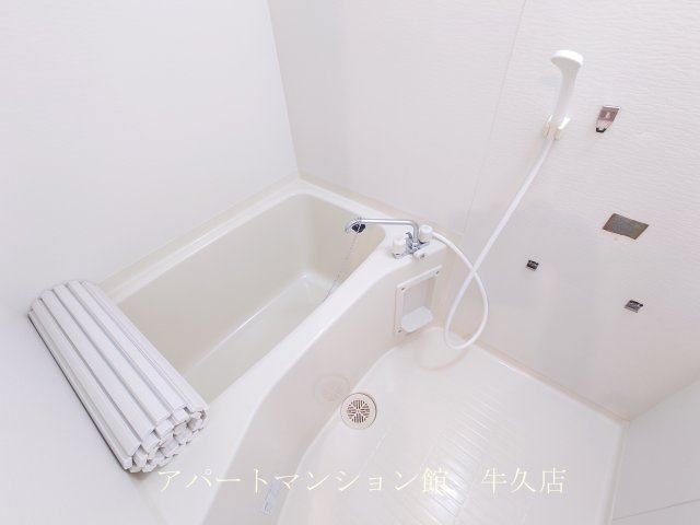 アークグレイスの浴室