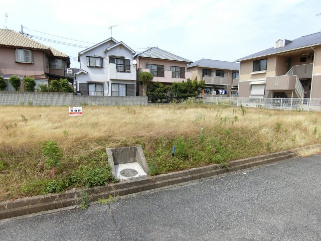 神戸市西区宮下2丁目 売土地の前面道路含む現地写真|南向き　陽当たり良好です