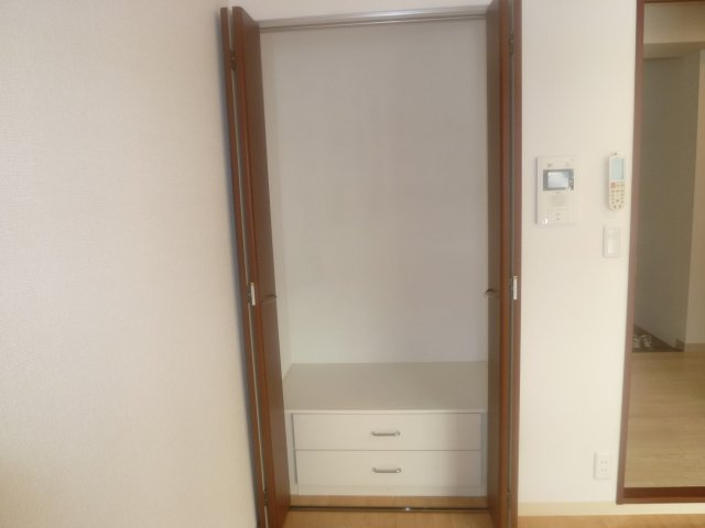 アーバンカーサ難波の洗面所