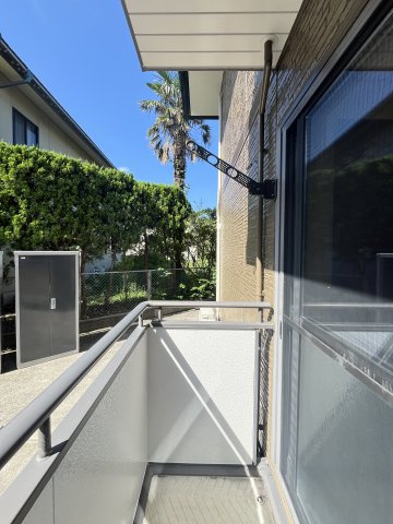 カスタリアのバルコニー