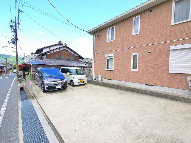 ジュリアコートの駐車場|駐車場です