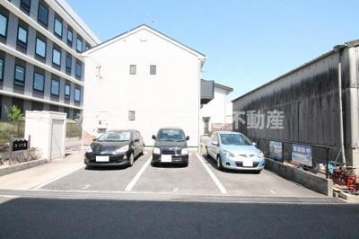 【駐車場】 | エクセル岡