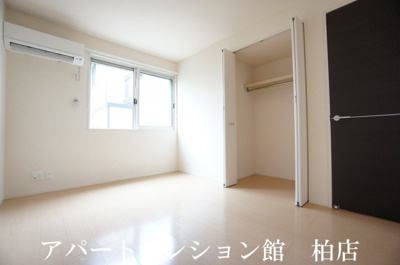 【寝室】 | グレイスヒル