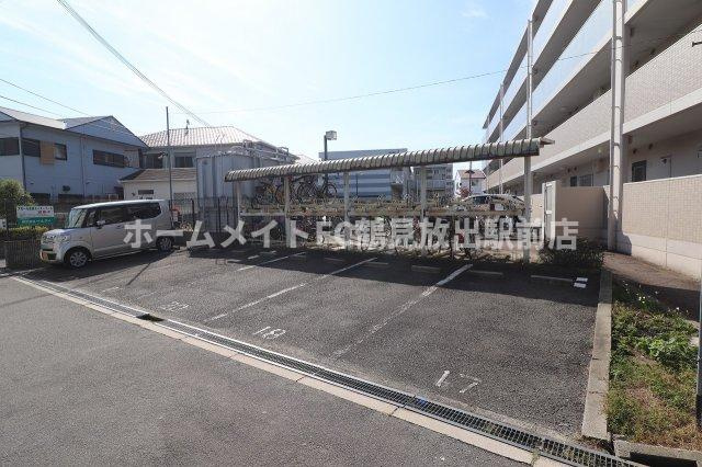 アモール永田の駐車場