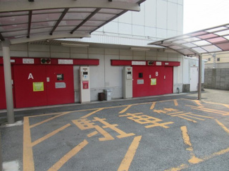 【駐車場】 | 立体駐車場です