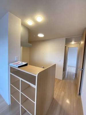 【内装】 | レジデンス富の原 | ※別室室内写真の為、反転