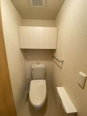 【トイレ】 | レジデンス富の原 | ※別室室内写真の為、反転