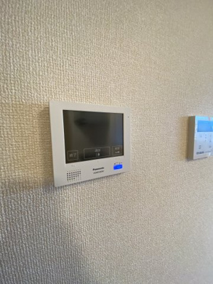 【セキュリティ】 | レジデンス富の原 | ※別室室内写真の為、反転