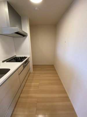 【その他】 | レジデンス富の原 | ※別室室内写真の為、反転