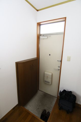 【玄関】 | 富澤ハイツ