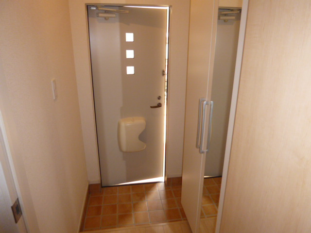 サニーヴィラ植松の玄関