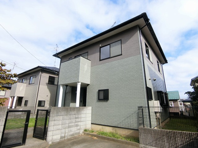【外観】 | シャトルホームB | ペット＆楽器OK♪わんちゃん2匹まで一緒に暮らせる一戸建てです☆中学校が近くてファミリーさんにおすすめの立地です♪