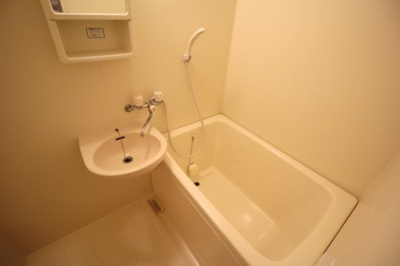 【浴室】 | モンルシェンテ