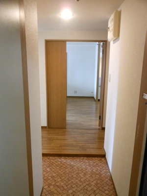 【玄関】 | ファミーユ西梅田