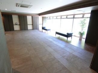 【ロビー】