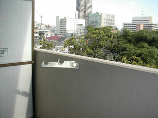 【バルコニー】