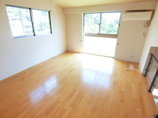 【居間・リビング】