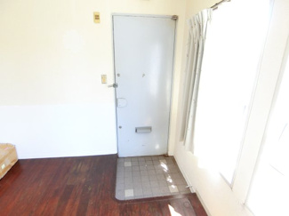 【玄関】