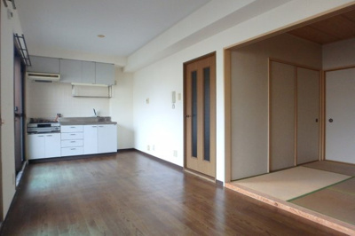 【居間・リビング】 | ロイヤルグレース