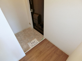【玄関】