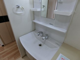 【洗面所】