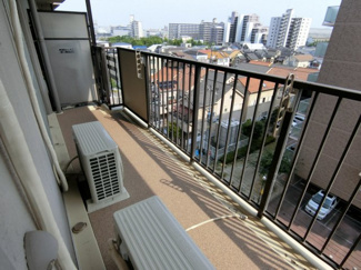【バルコニー】