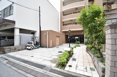 【エントランス】 | セザールプラザ川崎 | 京急本線「京急川崎」駅徒歩4分の好立地！JR京浜東北線・JR東海道本線・JR南武線「川崎」駅徒歩7分の複数路線2駅利用可能！