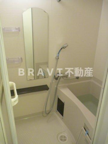 プレサンス心斎橋レヨン　BRAVI不動産の浴室|【プレサンス心斎橋レヨン】お風呂です