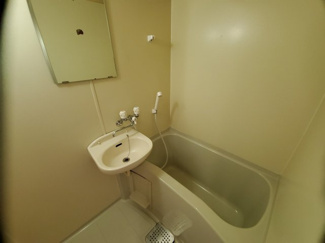 【浴室】