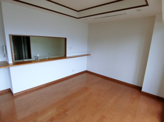 【居間・リビング】 | 名次町ロジュマン