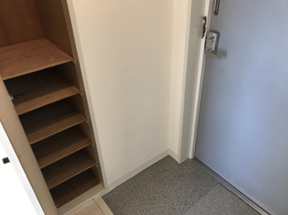 【玄関】
