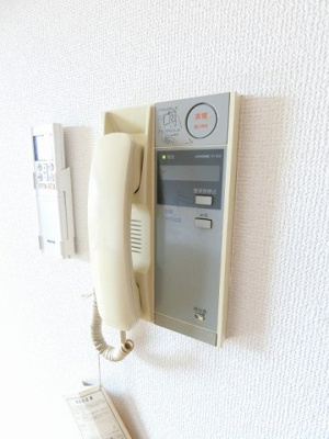 【セキュリティ】 | Salida仲町台/サリーダ仲町台 | 防犯対策に有効なインターホン付きです！突然の来客にもバッチリ対応できちゃいます☆