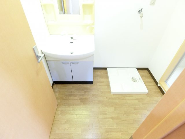 パインリーフ和泉の洗面所