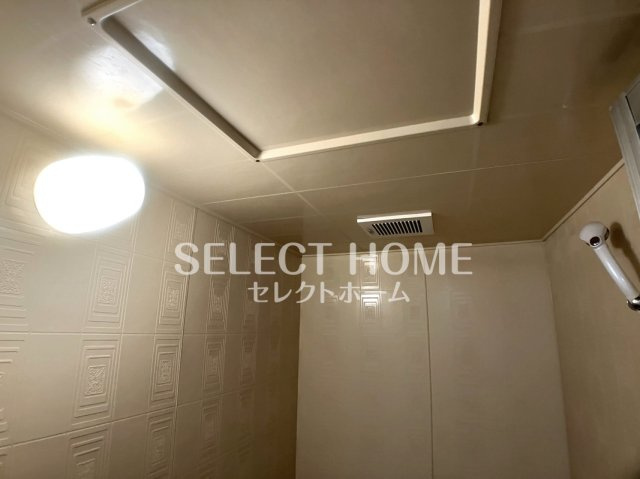  | スリーアイランド