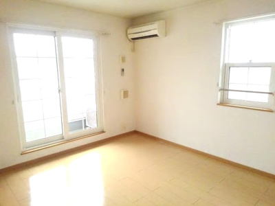 【居間・リビング】 | ラフィーネＢ