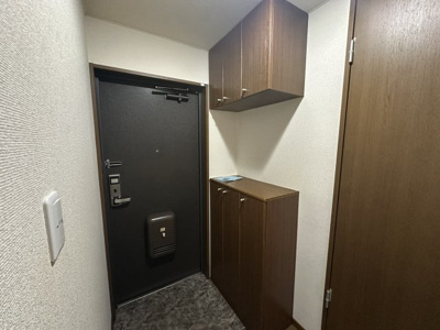 【玄関】 | クレストール