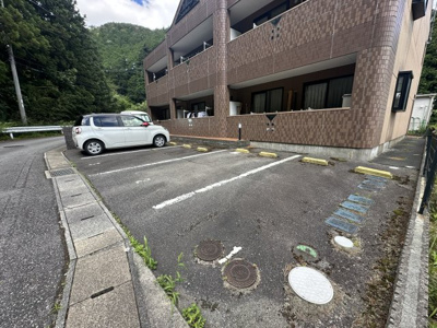 【駐車場】 | クレストール