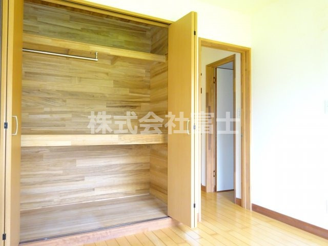 メゾン・シナエの洋室