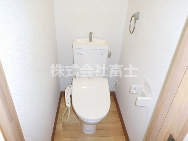 メゾン・シナエのトイレ