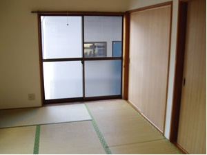 Mハイツ黒崎A棟の和室